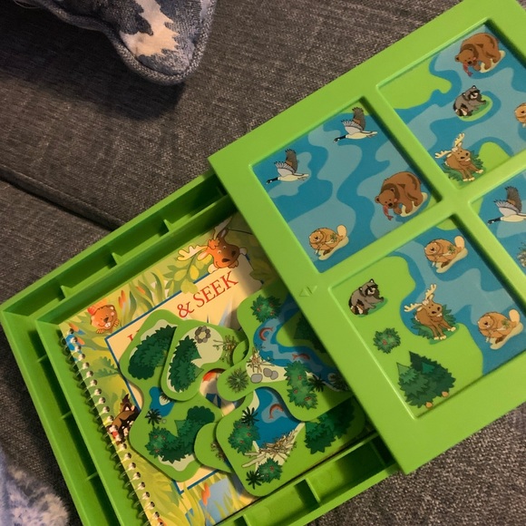 Smart Games Hide and Seek Mental Game for kids& adults, youth & elderly - Picture 1 of 5